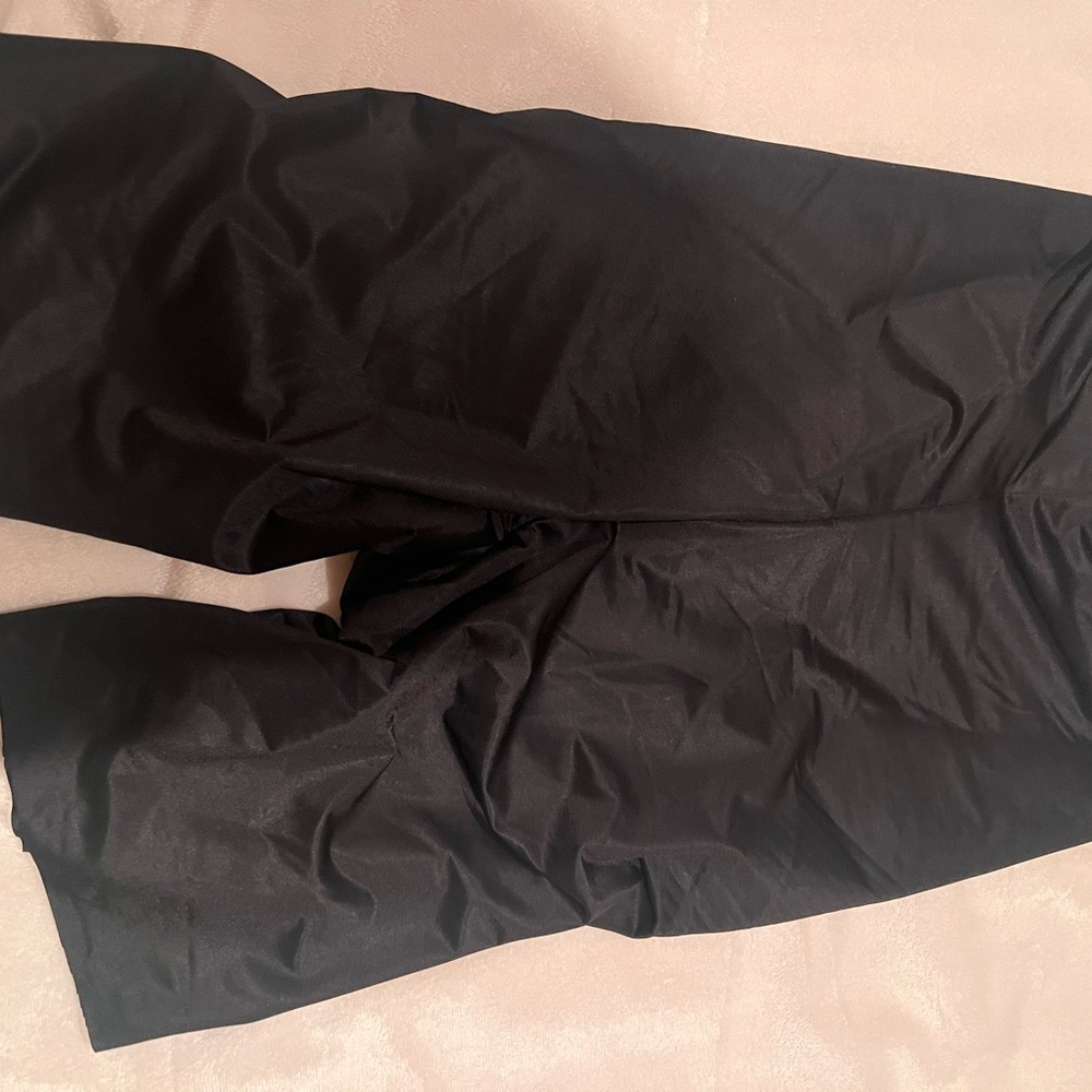 SPANX Shorts - Picture 5 of 9